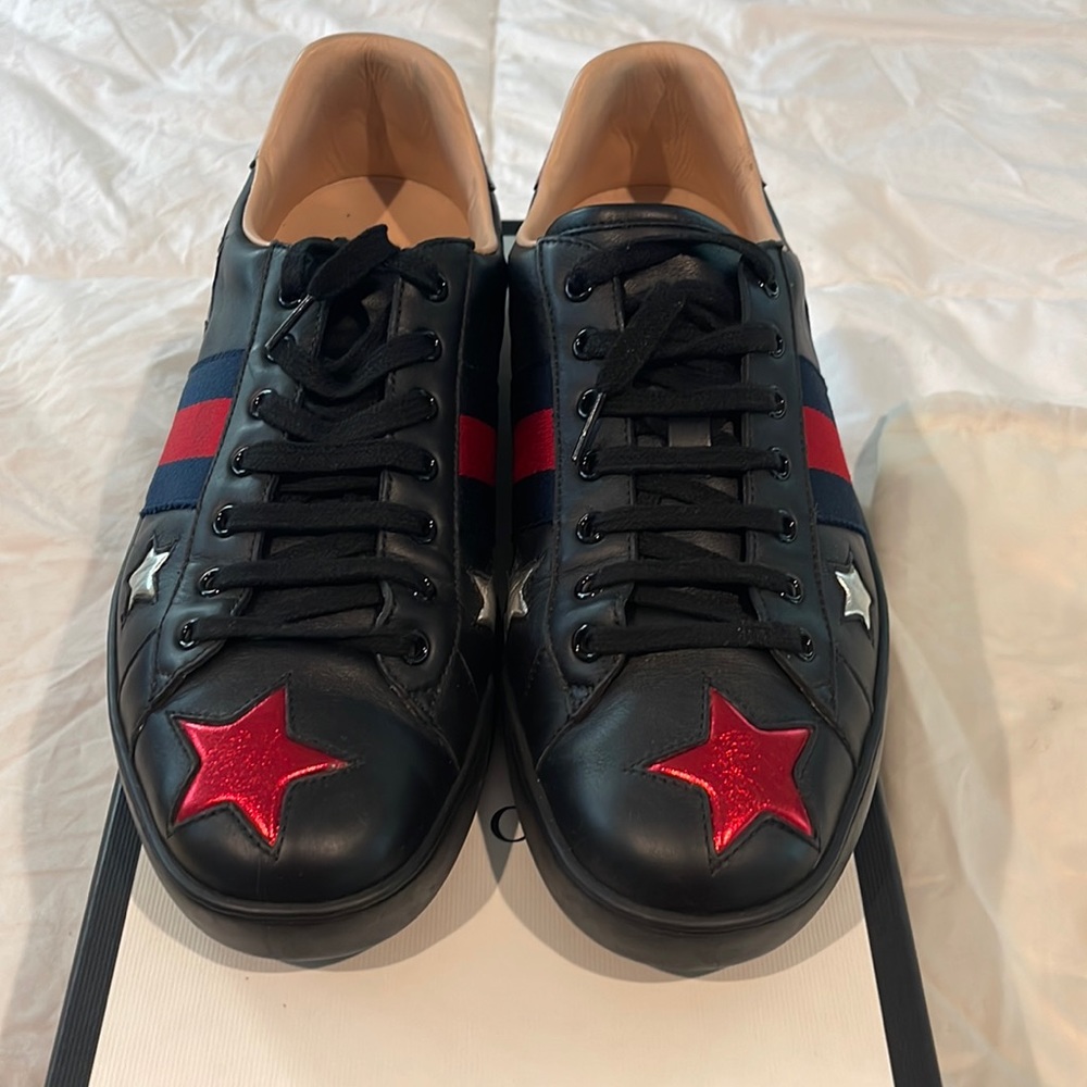 Gucci Sneakers size 11